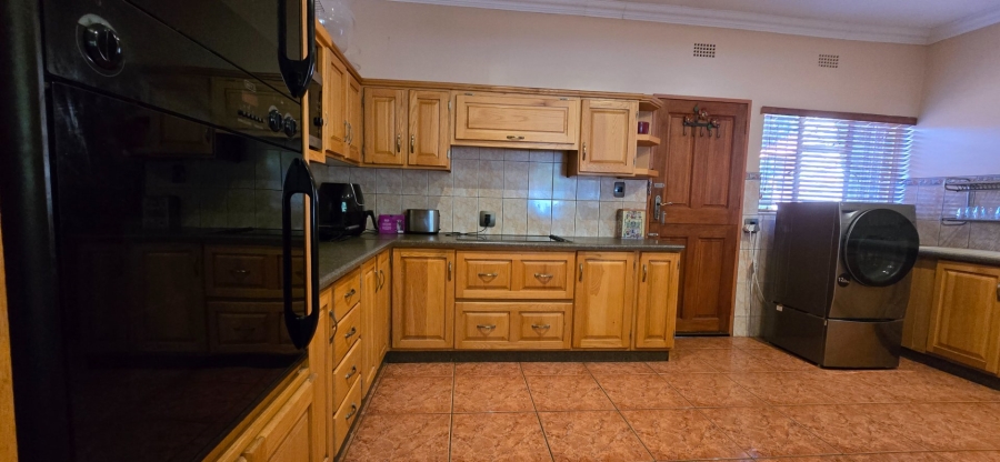 4 Bedroom Property for Sale in Doringkruin North West
